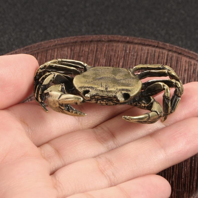 Antique Decorative Metal Crabs Miniature Statue Intricate Detailing Perfect For Shelf Display Or Study Table Ornament