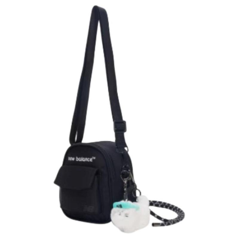 New Balance Torba crossbody z tkaniny New Balance Trąbki Unisex Czarna New Balance LAB52404-BK