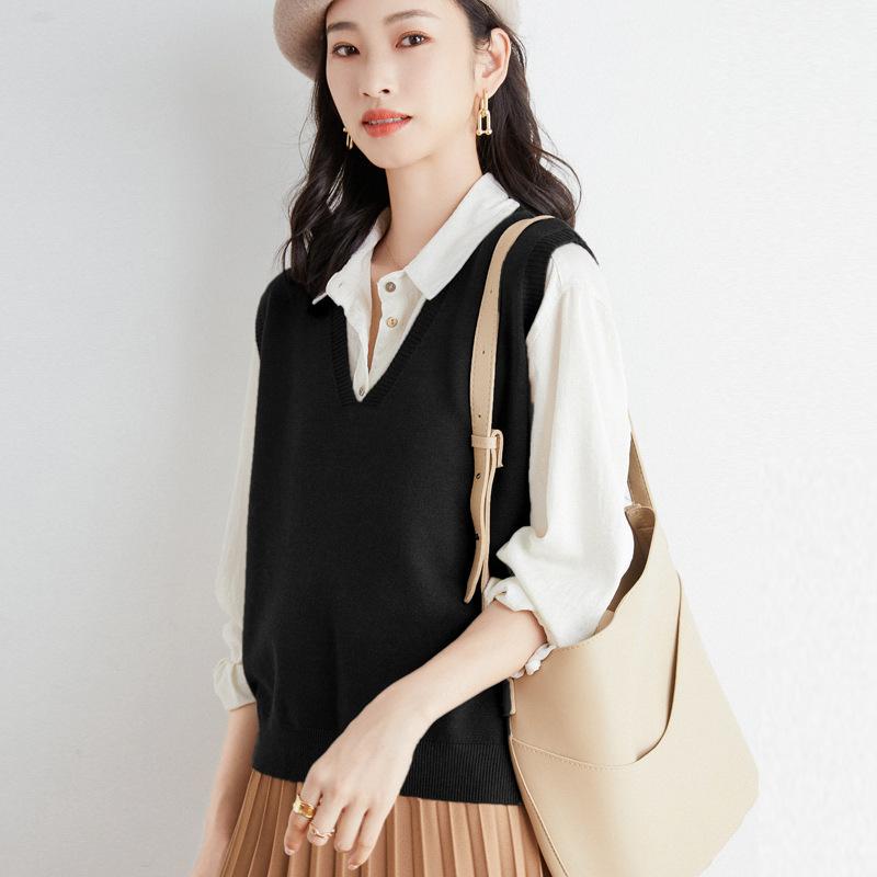 DAFIFY Women's Fashion Casual Spring Fall Solid Color Print Sleeveless V-Neck Blouses & Shirts