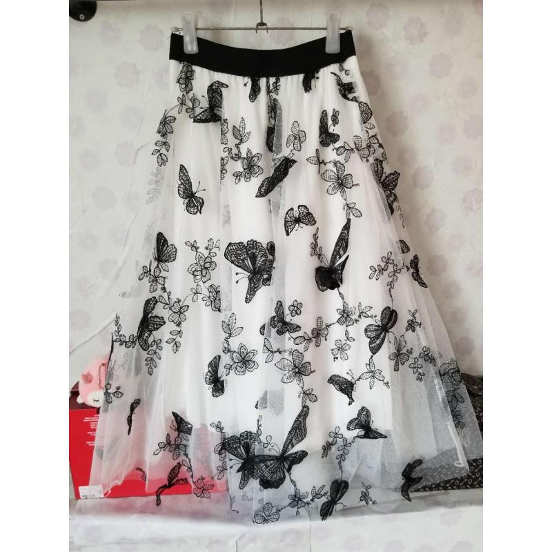 

3D Butterfly Mesh Skirt New Large Hem A-Line Umbrella Skirt Mid-Length Women S Autumn Winter Skirt One size белый