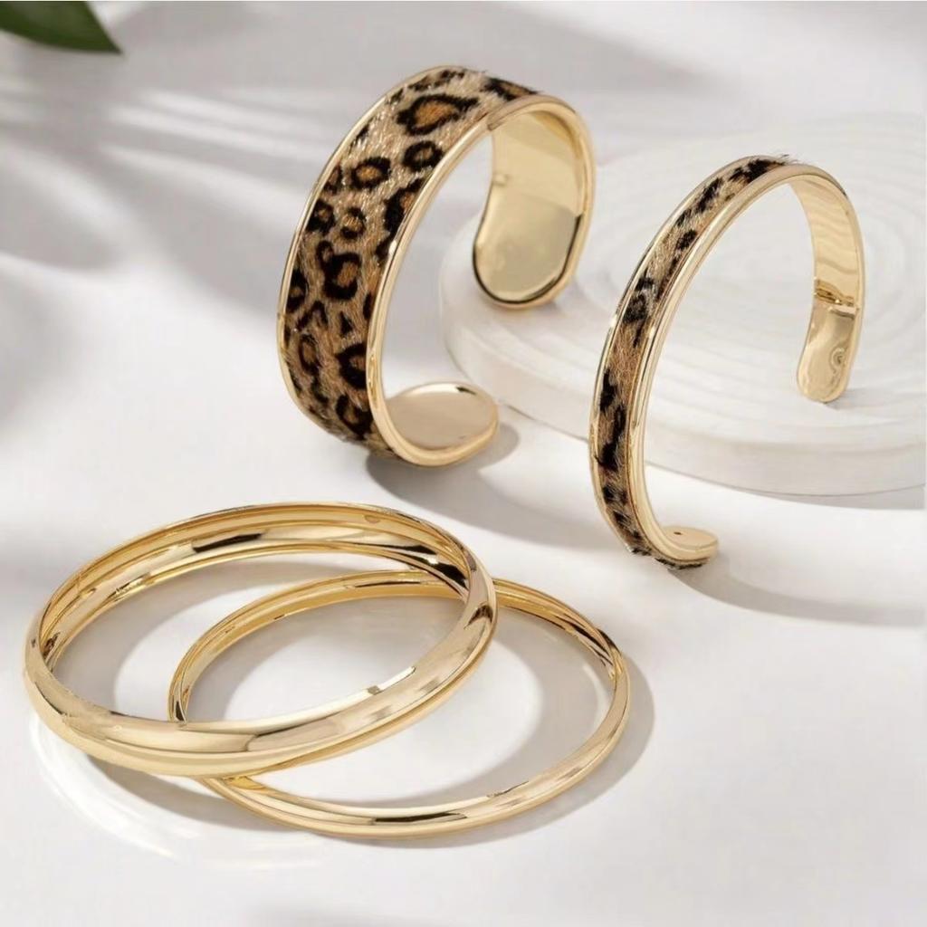 4 Stück Vintage Leopardenmuster Glattes Flauschiges Armbänder Set Für Frauen Gold Farbe Mehrschichtig Schickes Armband Party Punk Schmuck Geschenke