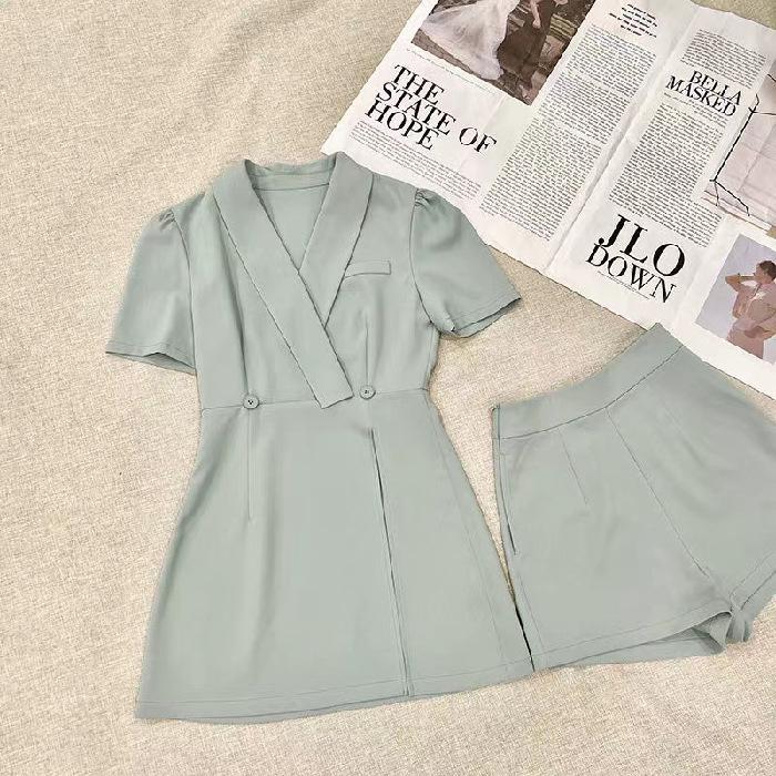 

Шикарный и стильный женский летний костюм-платье для французского чаепития 2024 - Маленький комплект-двойка S