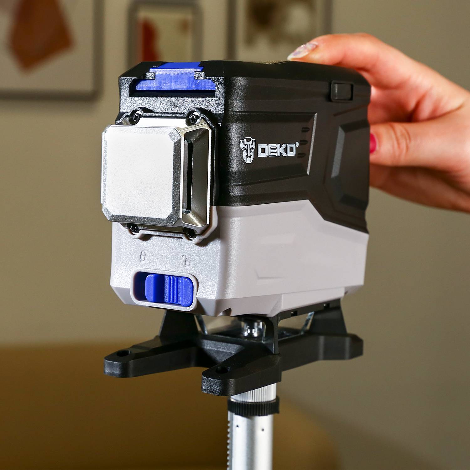 Уровень ll12 hvr deko. Лазерный самовыравнивающийся профессиональный уровень deko ll12 hvr set. Уровень ll12 hvr deko. Лазерный уровень деко 12 линий. Лазерный самовыравнивающийся уровень deko dkll12pg1 360/3 set 2 premium 065-0235-1.