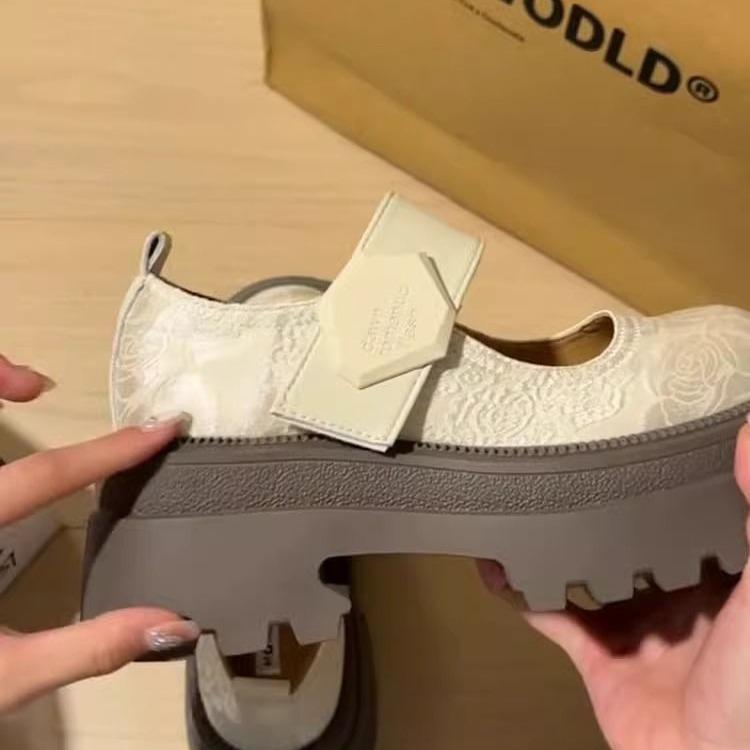 Fashion Vintage Punk Best - Selling Black Embossed Chunky Mary Janes, Velcro Strap, Ideal for Daily Streetwear