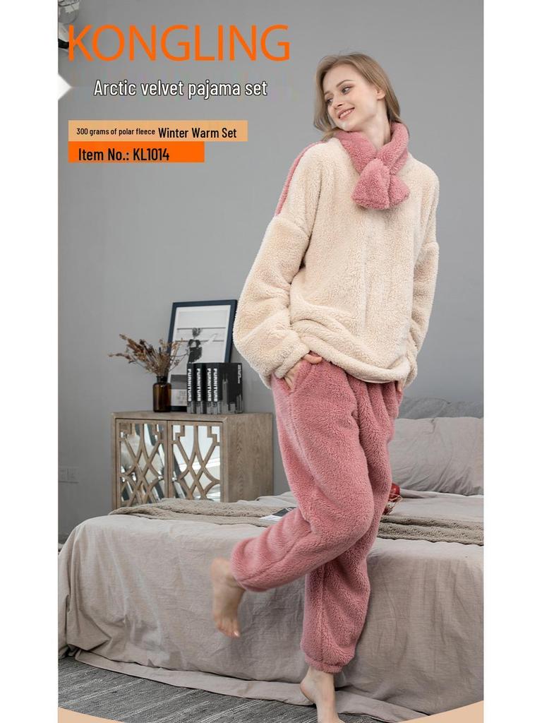 2024 Winter Plus Size Long Plush Women's Christmas Pajama Set - Loose Fit, European & American Style