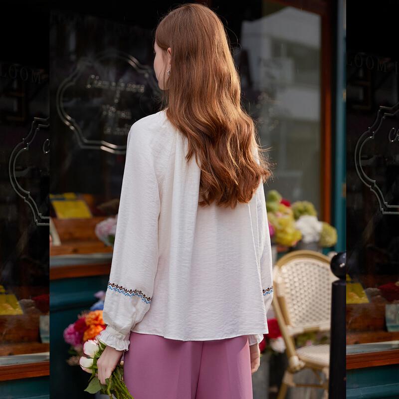Bailuyu Women's Ethnic Embroidered V-Neck Blouse