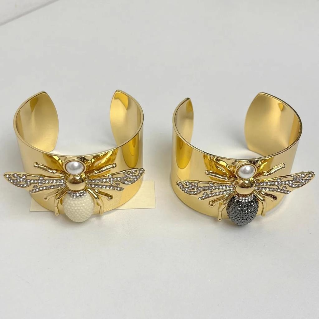 Women's Light Luxury High-quality  Full Bee Opening Wide Version Bracelet Exquisite Bracelet Armband