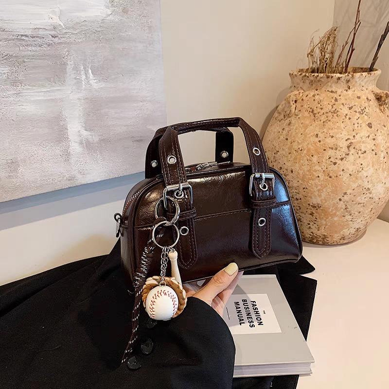 Bags New messenger bags Autumn and winter women's bags Premium small bags Retro portable shoulder pillow bags Bags