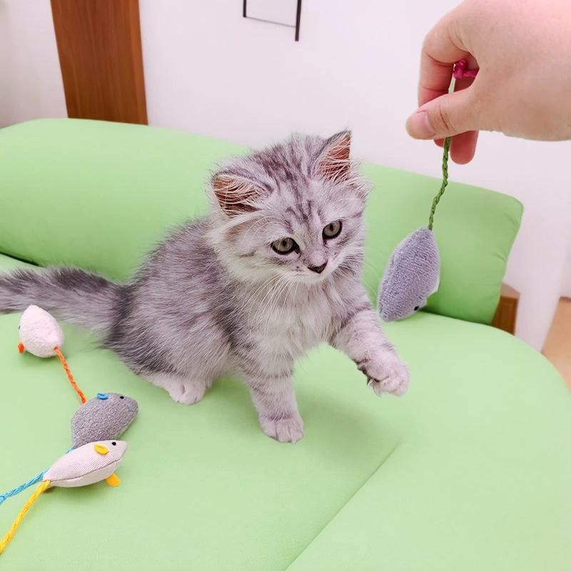 Cat Toy Simulated Plush Mouse Catnip Interactive Teaser Toy Bite Resistant Molar Chew Indoor Kitten Self Amusement Boredom