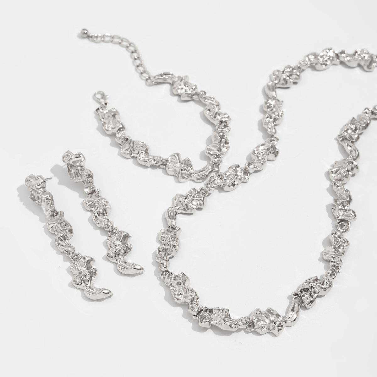 

Нерегулярный лавовый сплав геометрический плиссированный комплект ювелирных изделий золотого и серебряного цвета для вечеринок, банкетов, подарков, хип-хоп, браслетов, сережек, ожерелий, наборов