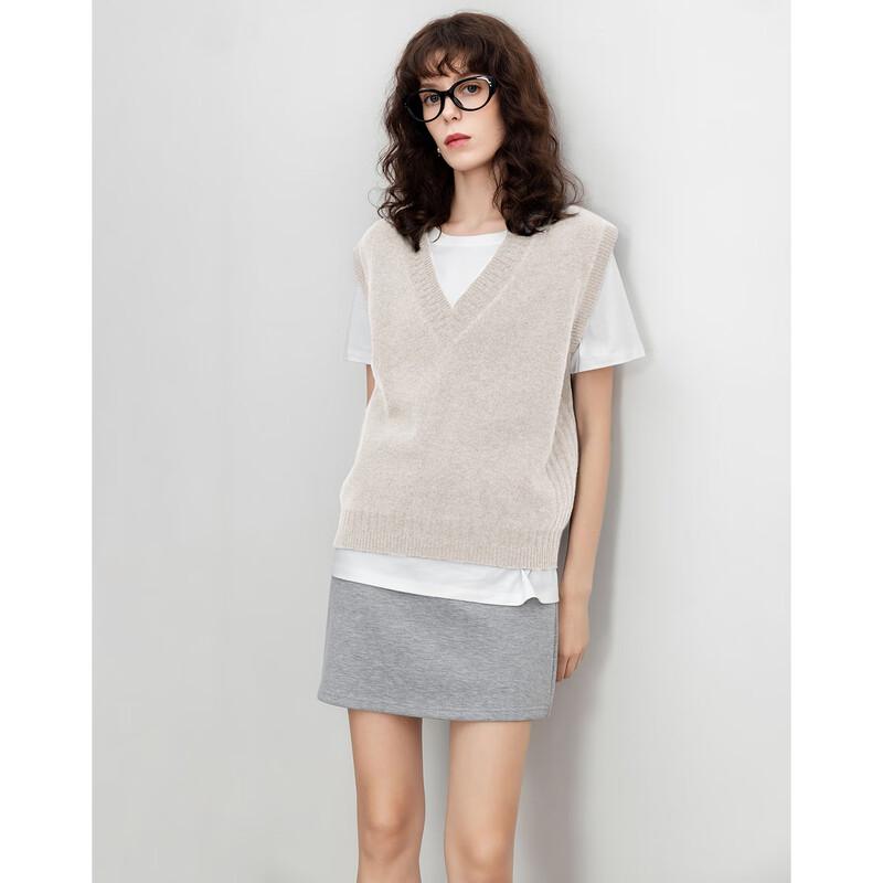 Women's Lambswool V-Neck Knit Vest