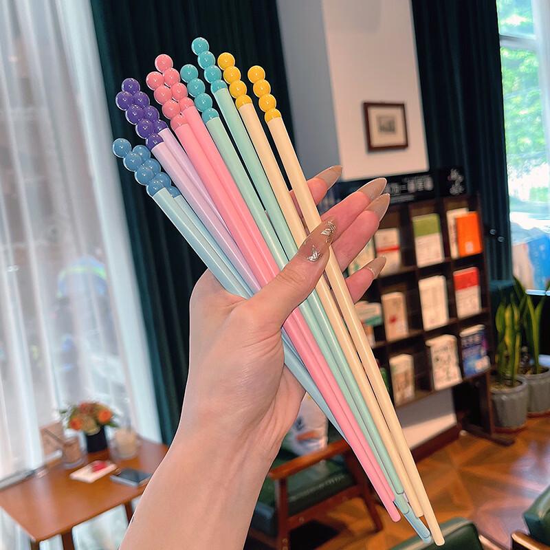 

Creative Macaron Candy Bean Silicone Chopsticks