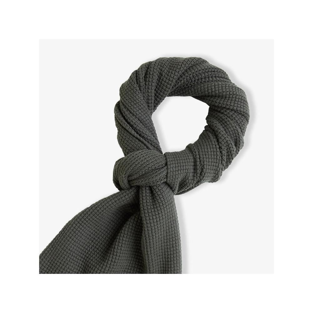 Fred Perry Waffle Knit Cotton Scarf   Field Green Cfpu2438150 638 qzgCfpu2438150 638