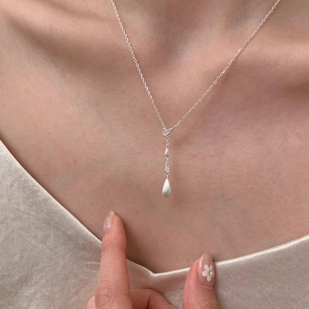 The Sea of The Moon, A String of Water Droplets, Flash Diamonds, Necklaces, Women s Light Luxury, Niche Collarbone, Advanced Sense серебряный