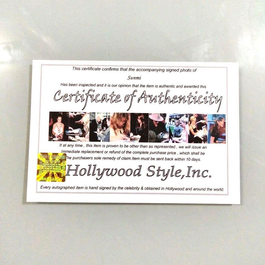 [USED] On sale...Sonmi autographed 2L size photo...Wonder Girl