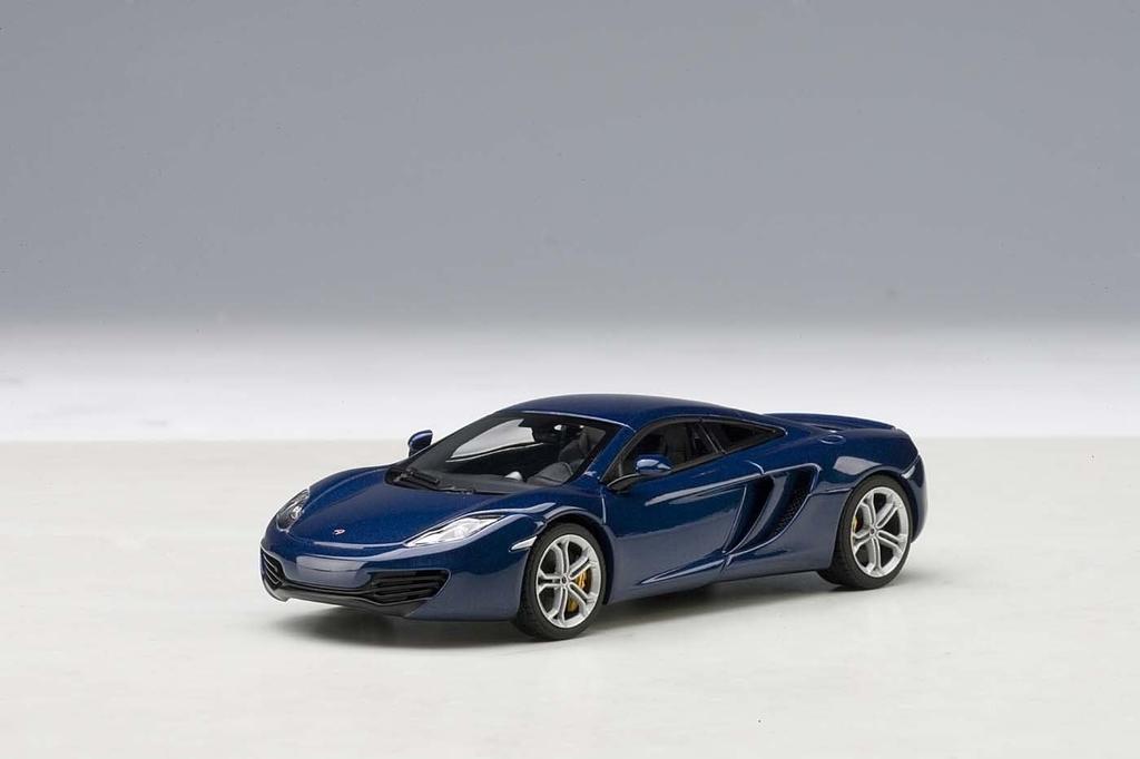 AUTOart McLaren Completed Product 1/43 MP4-12C (Blue)