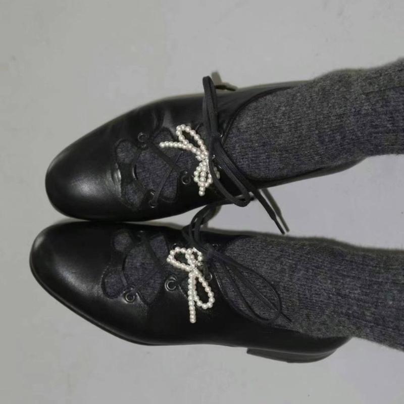 Elegant Bowknot Shoe Charm for Women Bag Pendant Shoes Decoration Fashionable and Stylish Shoe Accessory