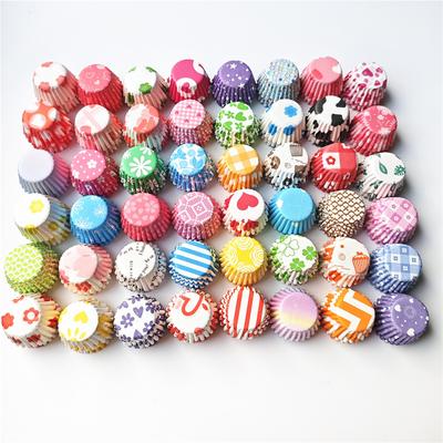 2.5Cm Moule à gâteau à motifs colorés 500 Pièces Set de caissettes à cupcakes en papier rond