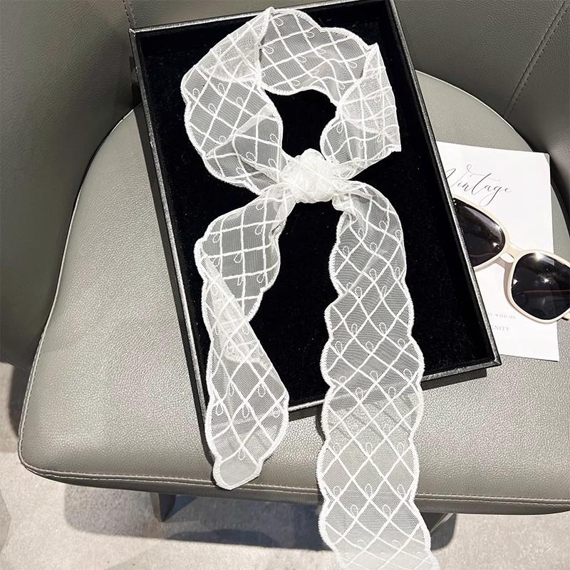 Moda 2025 Lenços de Cabeça Bordados em Renda Branca para Mulheres Lenço de Cabelo Coreano Faixas de Cabelo com Laço de Fita Longa Primavera Verão Acessórios de Cabeça