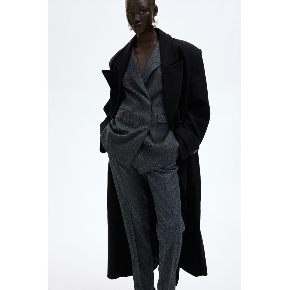 

Приталенная куртка HM темно-серого цвета