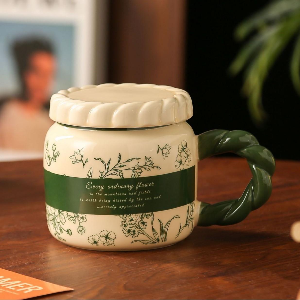 

Керамическая чашка в стиле ретро с крышкой Кружка Ниша Высококачественная сувенирная кофейная чашка Высококачественная подарочная чашка для воды 420ml