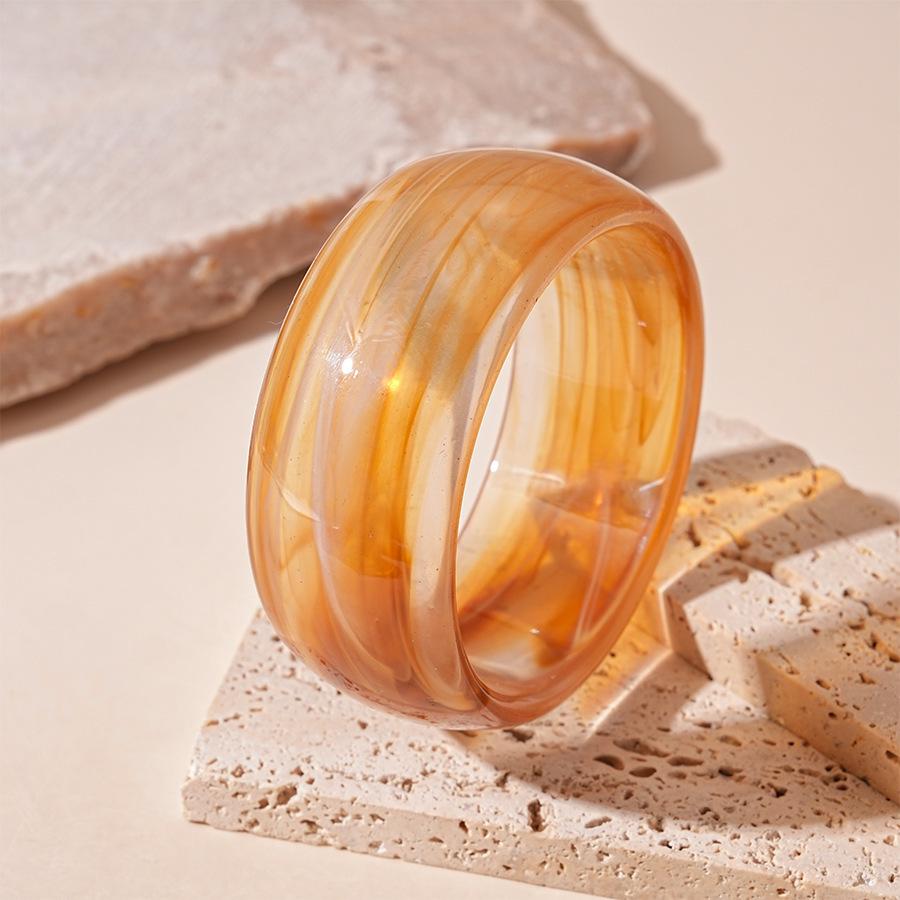 Stylish Acrylic Wide-Face Irregular Bracelet - High-End Design Niche Jewelry