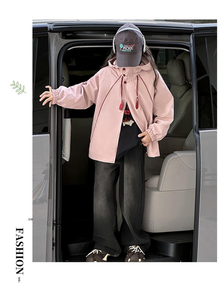 Modny dziewczęcy wiatrówka 2025 - Stylowa odzież wierzchnia jesienno-zimowa dla uczennic gimnazjum