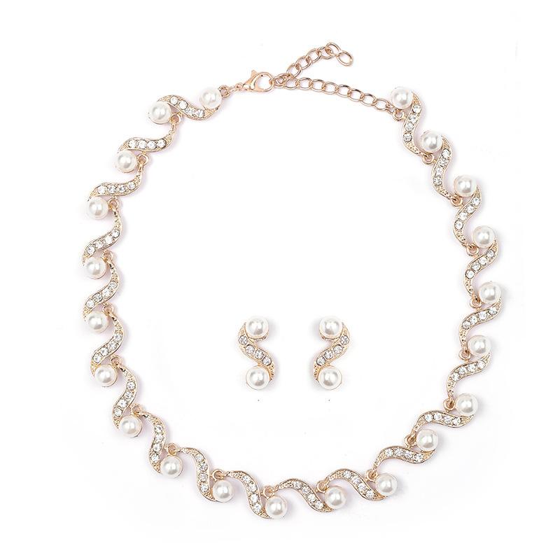 2026 Pearl Necklace Earrings Two-piece Set Women's Light Luxury Niche Versatile Sweater Chain Clavicle Chain Alloy