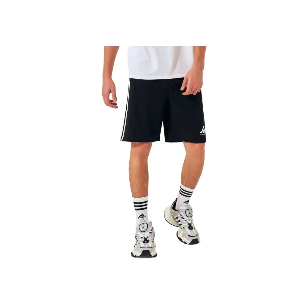 adidas Pantaloni scurți casual pentru bărbați cu imprimeu în dungi, logo, ușori, respirabili, cu talie elastică, negri S21ATMSH2T-BW