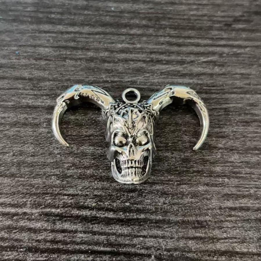 Retro Red Diamond Skull Pendant Necklace - Halloween Punk Style Hip Hop Accessory