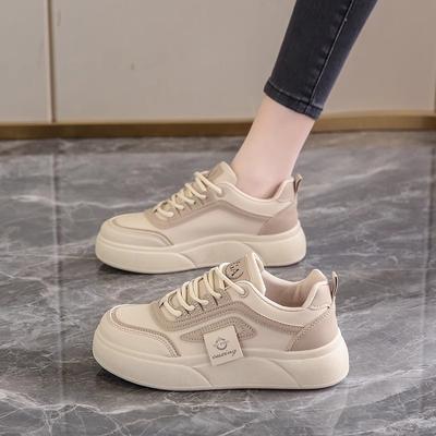 Kleine witte schoenen vrouwelijke studenten trendy lente dikke zolen verhogende ademende schoenen straatfotografie dames board schoenen