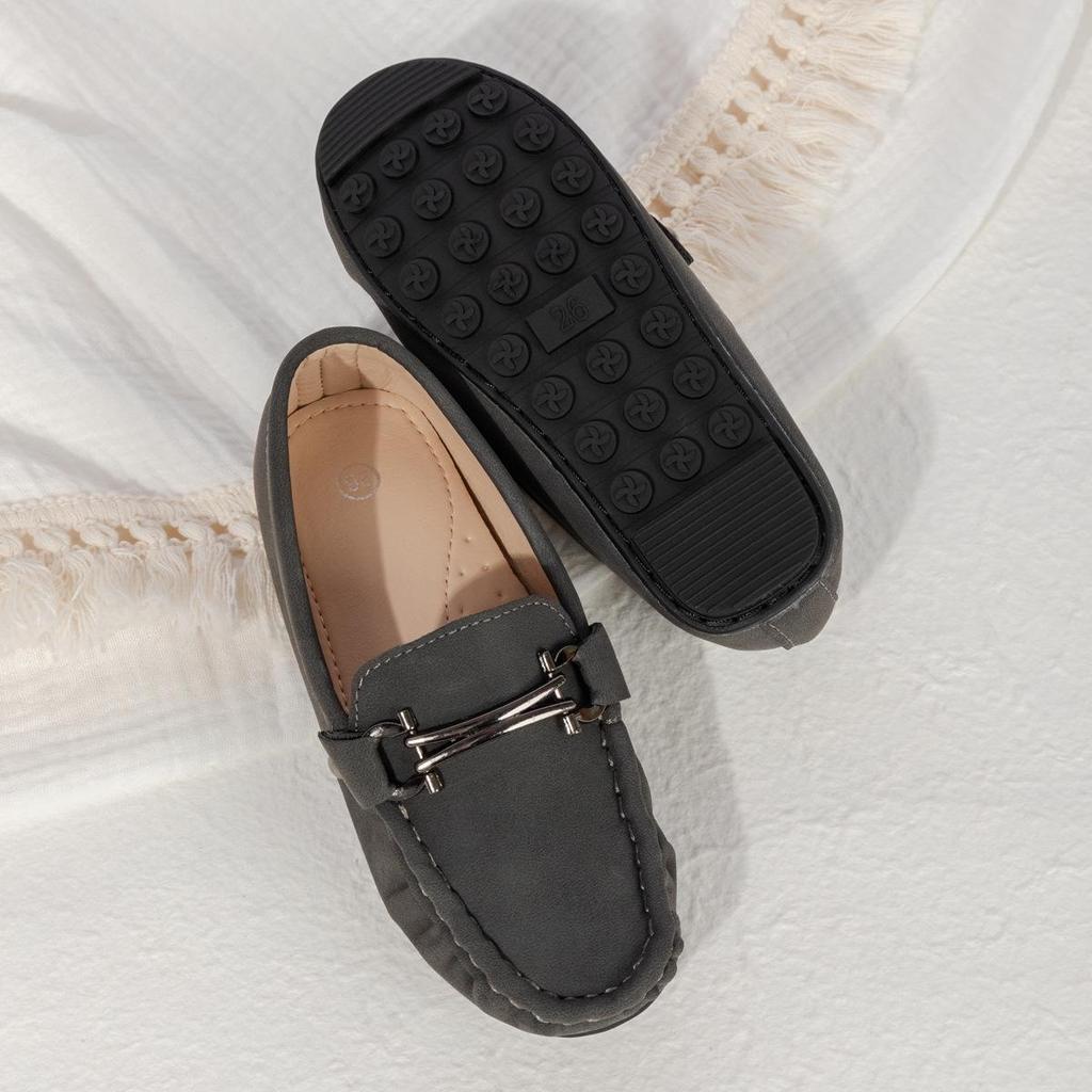 Modne koreańskie chłopięce antypoślizgowe skórzane buty codzienne - miękkie dno, wygodne na jesień i zimę