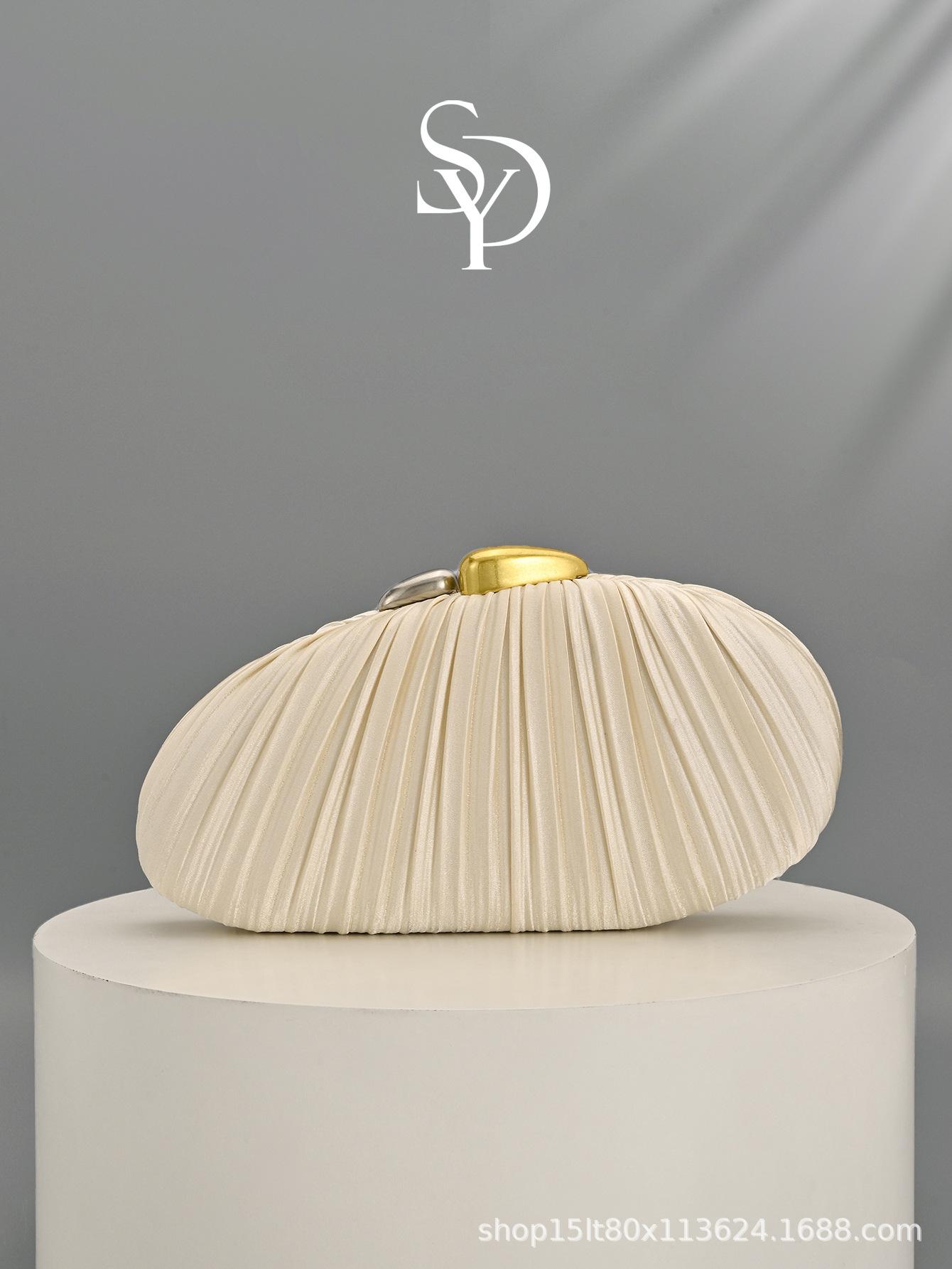 

Shell pleated dinner bag pearl hand bag versatile fashion silk evening dress cheongsam bag light luxury