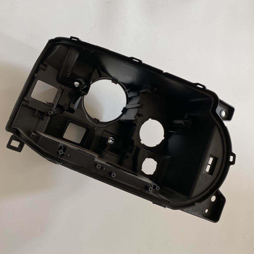 

Основа фары для моделей Range Rover Executive Edition 2010-2012 годов Standard, passenger side right