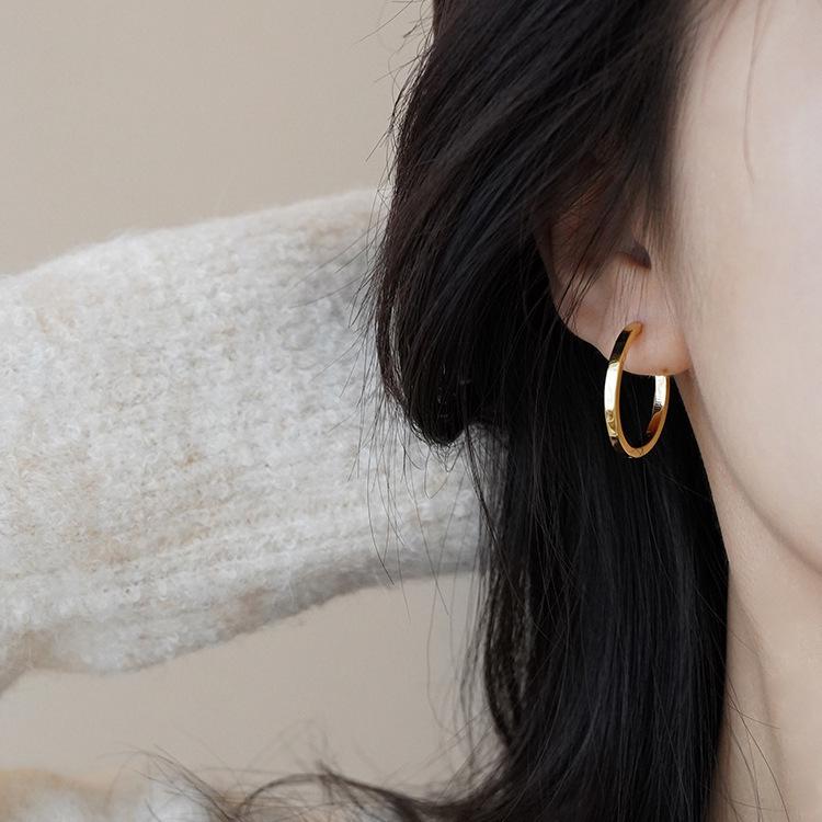 Trendige französische Creolen: Nischen-Design, Schlicht für Herbst/Winter, Damen-Accessoires, Geburtstagsgeschenk