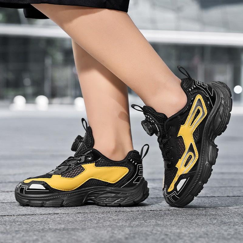 Kids Lightweight Breathable Mesh Running Shoes With Rotary Buckle Closure Boys Fall Winter