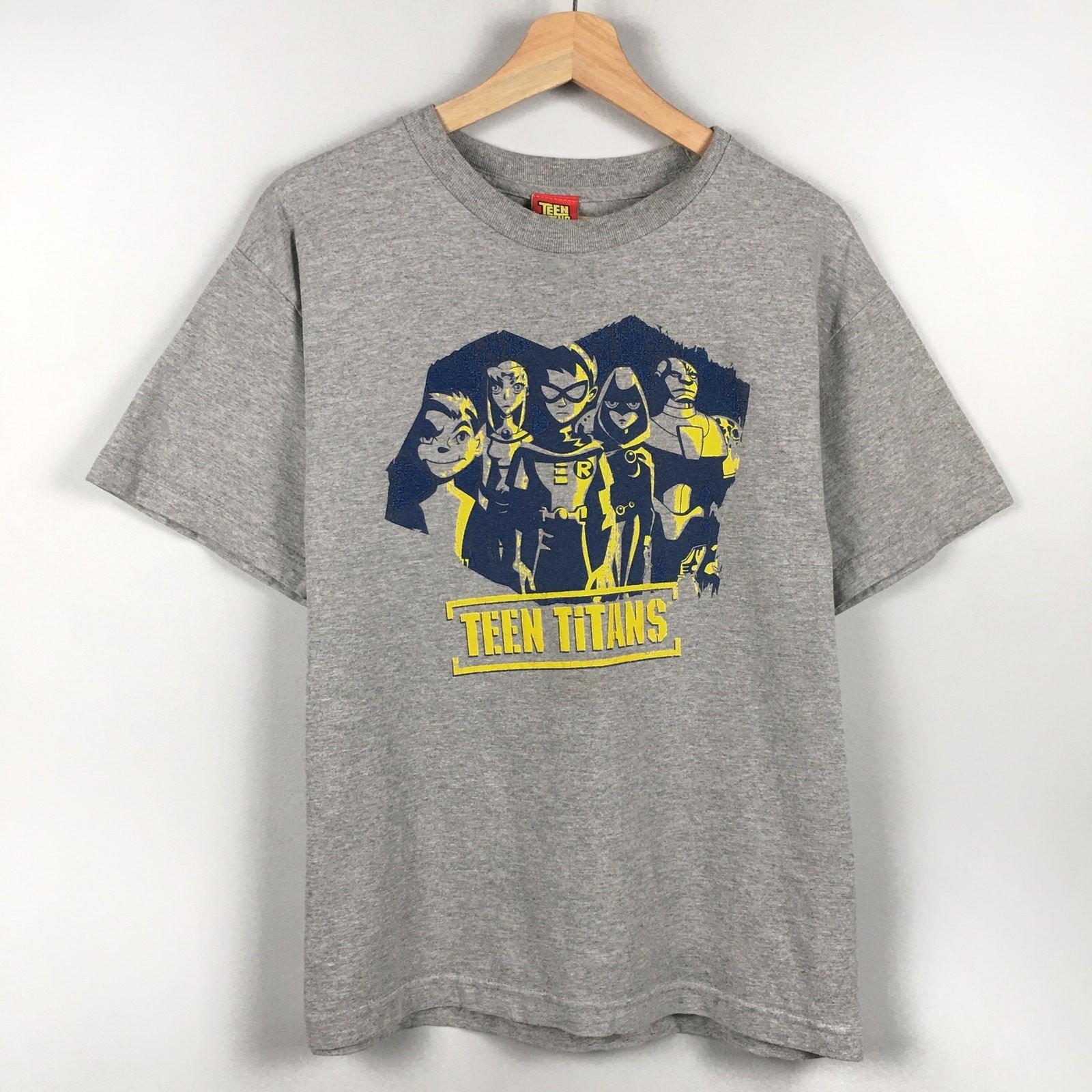 Vintage 2005 Teen Titans Graphic T Shirt Cartoon DC Comics Tee TV Movie Y2K Gray Unisex T-Shirt L