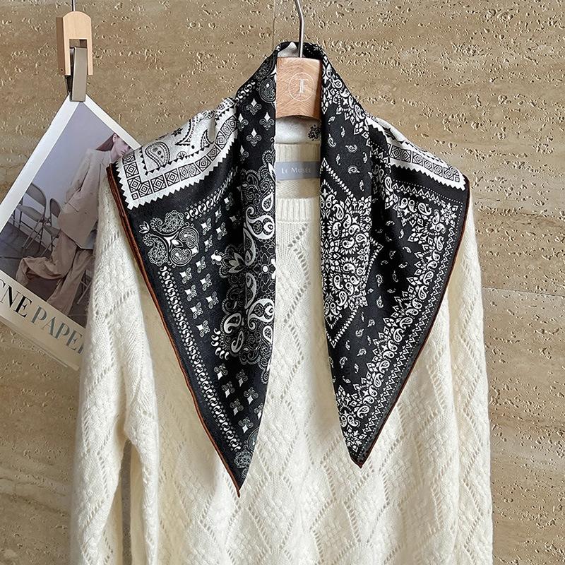 Mulberry silk wool 65 silk wool blended eight-sided exquisite flower dill square scarf women s spring and summer double-sided heterochromatic silk standard