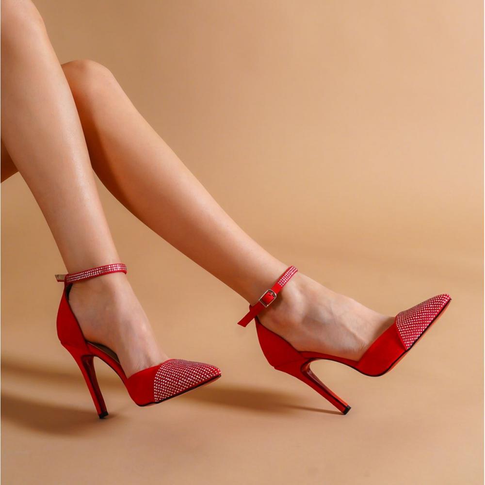 

Женские красные замшевые туфли на каблуке с отделкой камнями Туфли на шпильке