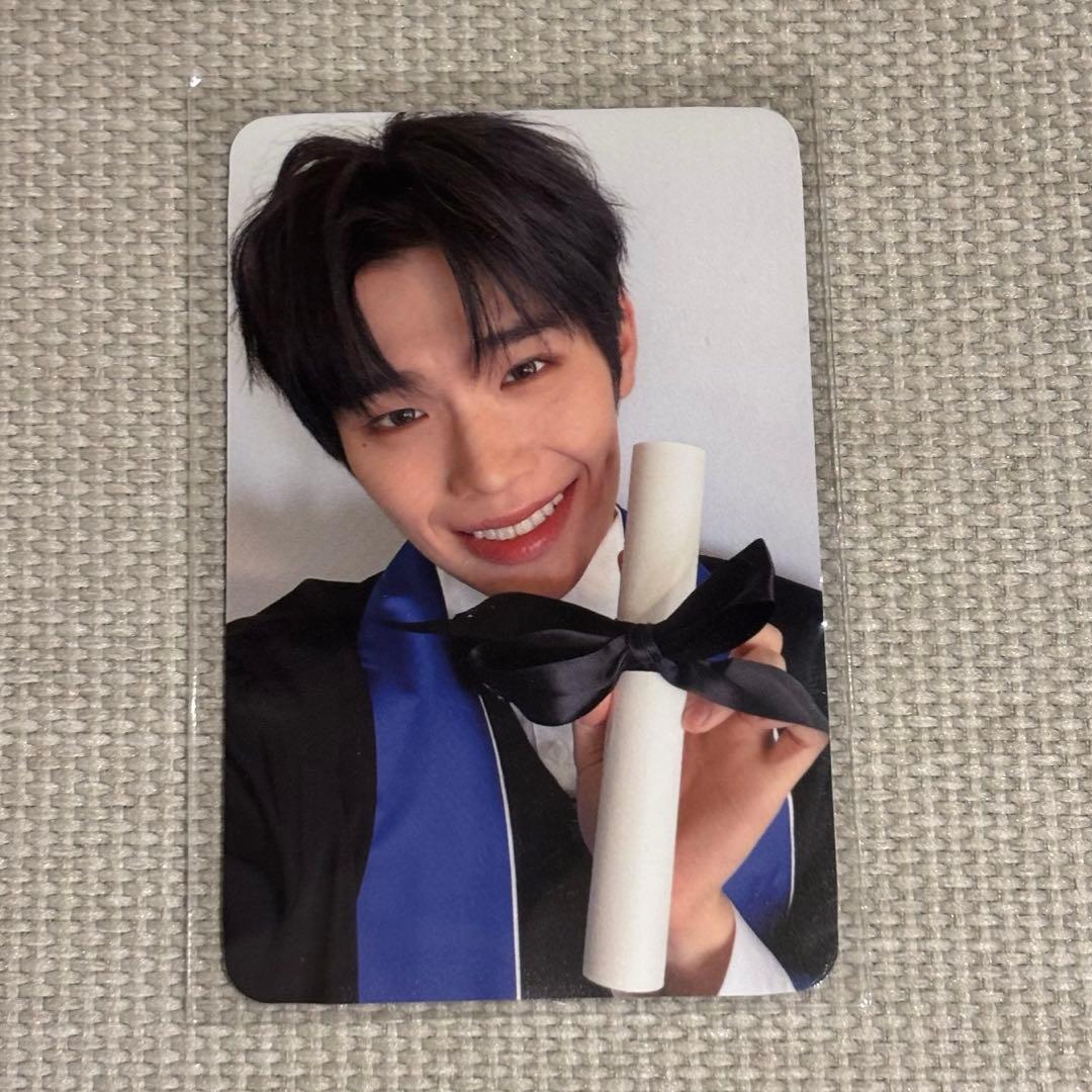 [USED] ZB1 (Zebewan) South Korea Seoul Concert Zero Zone Photocard Day 2 TV