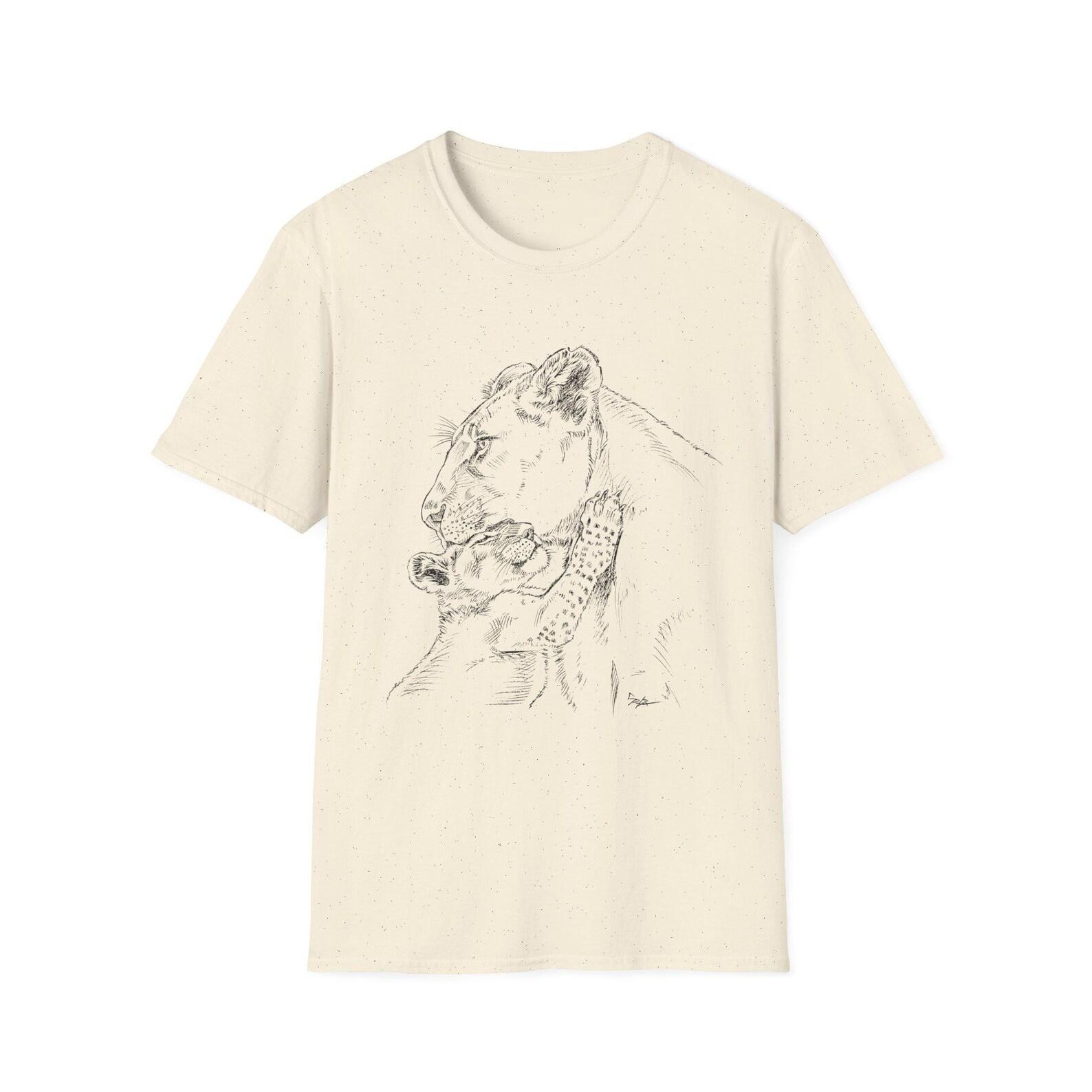 Lioness Line Art T-Shirt | Minimal Wildlife Sketch 3XL