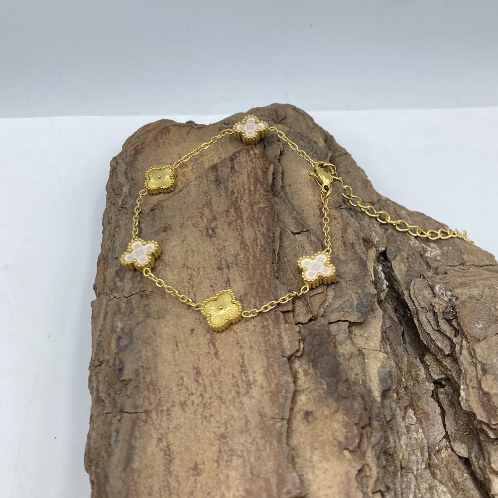 9MM Titanium Steel Clover Between Batch Flower 5 Flower Bracelet Star Pattern Lucky Clover Bracelet