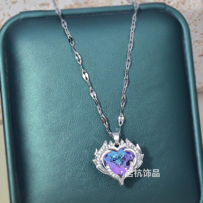 [Titanium Steel] Ocean Heart Necklace Women'S Light Luxury Design Colorful Heart-Shaped Pendant