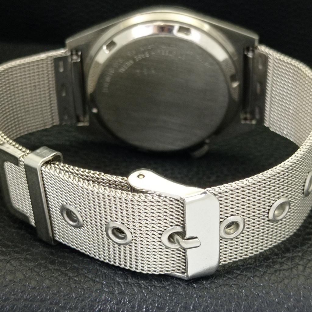 VINTAGE SEIKO 5 AUTOMATIC 7S26A JAPAN MENS BLACK COLOR DIAL WATCH A701611-5 R206c-a701611