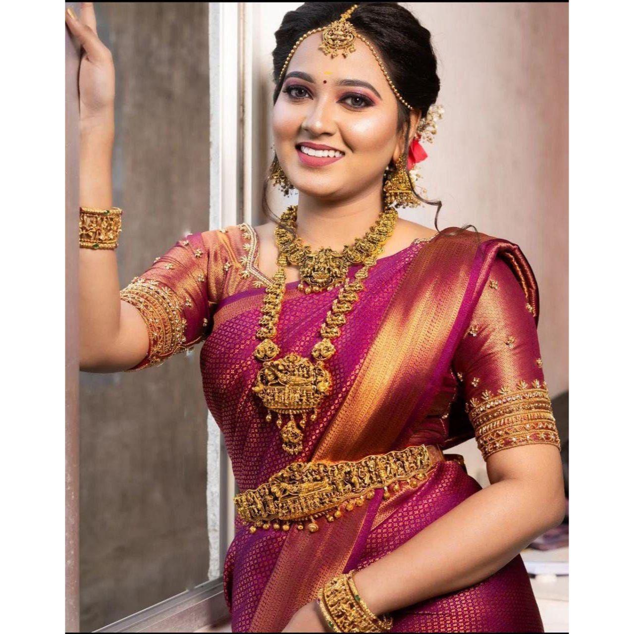 Royal Soft Lichi Silk Designer Saree – Rich Jacquard Pallu Edition розовый