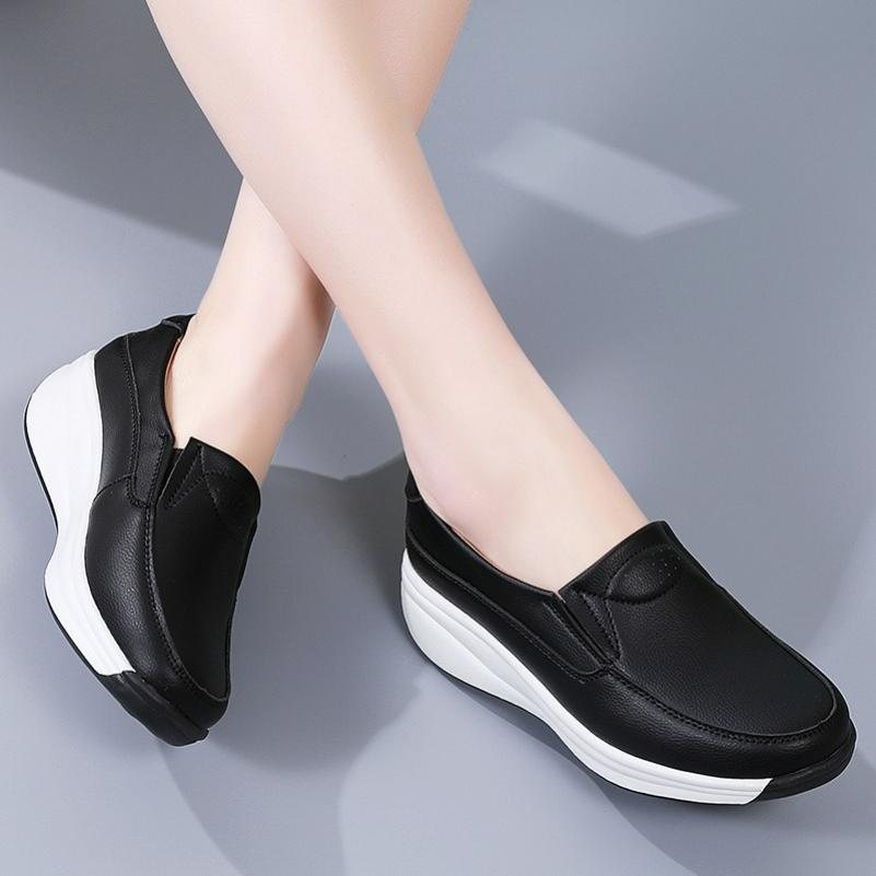 Spring and Autumn Sports Shoes Women's Thick-soled Rocking Shoes Large Size Wedges Casual Mother Shoes Wedges