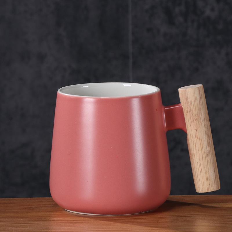 

Artistic Ceramic Mug with Nordic Wood Handle - Ideal for Coffee, Water, or Souvenir with Logo. 301-400ml