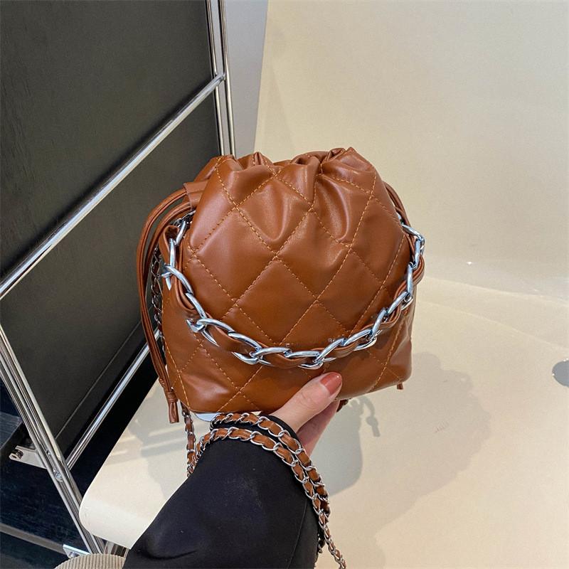 Fashionable Spring New Microfiber Bucket Bag With Stylish Quilted Design For Women