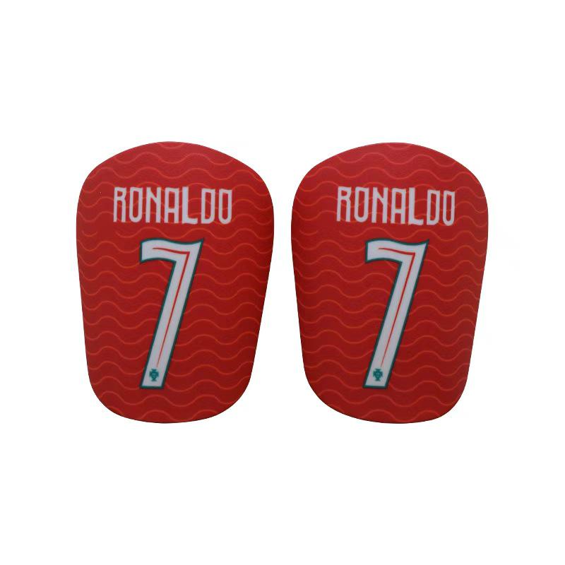 Mini Master Parastinchi Professionali da Calcio - Cristiano Ronaldo No. 7 & Messi No. 10 Protezioni per Polpacci