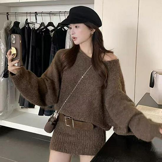 

Французский вязаный пуловер с открытыми плечами и комплект юбки с акцентом на талии для женщин - Осенний стиль Small кофейный